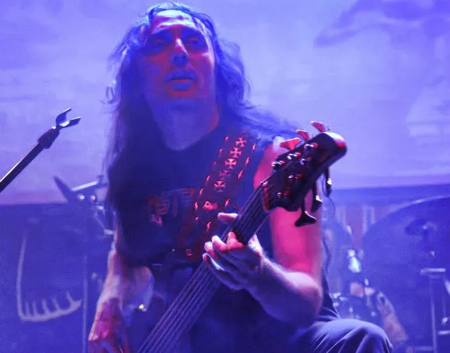 fotis toumanides live bassist
